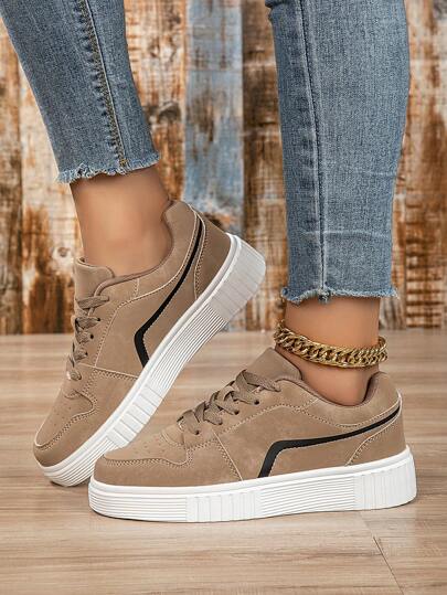 أحذية رياضية برباط كاجوال للسيدات ، قصيرة العنق ، مخططة ، تنفس ، خفيفة الوزن ومريحة للتزلج