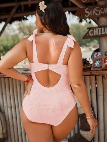 Swim Mod قطعة واحدة رائعة للسيدات بحجم كبير، صلبة اللون ذات كشكشة أنيقة مع أربطة قابلة للضبط ومحشوة ، ملابس سباحة أنيقة مناسبة للعطلات