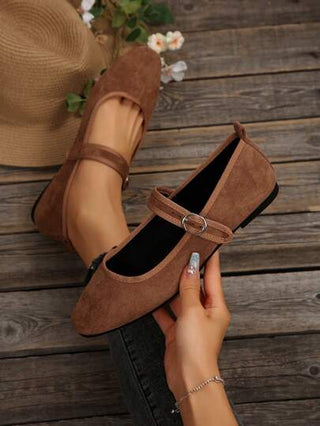 أحذية رياضية باليه بدون كعب، أحذية ماري جين ذات أصابع مربعة من المخمل، أحذية نسائية جديدة لربيع 2025