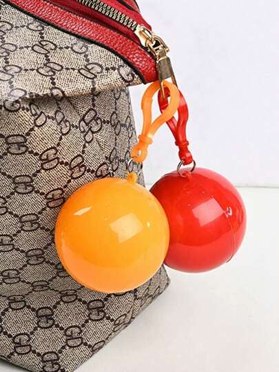 بونشو قابل للنقل وقابل للتخلص منه و مدمج مع سلسلة مفاتيح ، كرة بونشو صغيرة ، معطف مطر للطوارئ للسفر والتنزه والصيد والتخييم