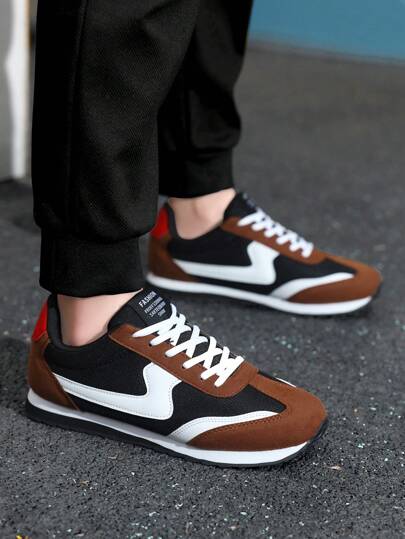 أحذية كاجوال وحريمي، أحذية خارجية، أحذية جري رجعية، أحذية مشي، أحذية حفلات، أحذية تدريب'