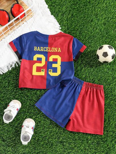 SHEIN طقم للأطفال الرضع البنين، يتكون من 2 قطعة قمصان بأكمام قصيرة مزخرفة برسومات وخطوط، وشورت ذو خصر مطاطي، ملابس رياضية صيفية لطيفة