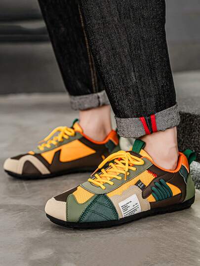 أحذية رياضية رجالية صيفية بتصميم حديث لعام 2024 ، قماش شبكي ملون خفيف الوزن، تنفس عالي، كاجوال سهل الارتداء ، مناسبة لجميع المواسم