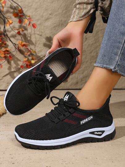 أحذية رياضية سهلة الارتداء سوداء للنساء عام 2025 ، قابلة للتنفس مناسبة للجري والمشي ، مريحة للأنشطة الخارجية في الربيع والصيف ، مناسبة للنساء الشابات والمتوسطات والكبيرات في السن