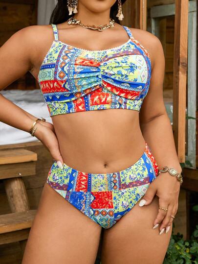 SHEIN Swim Curve مجموعة بكيني قطعتين مطبوع عليها زهور مناسبة للمرأة ذات الحجم الكبير، مناسبة للشاطئ والحمام