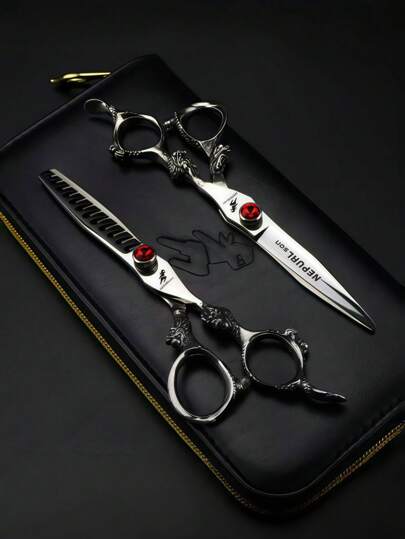 مقص قص شعر على شكل سيف ذو مقبض على شكل تنين 6 بوصة، من نوع نابوزين | مقص حلاقة من الصالون | صلب ألماني 1.4116 | حرفية 30 سنة | أداة تجميل معتمدة من FDA | مقبض قابل للانزلاق | أفضل بائع عبر الحدود ، توصيل سريع | مقصات قص شعر CNC المسطحة المحترفة لقص...