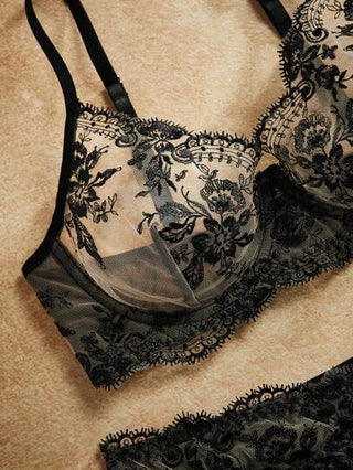 PinupGlam مجموعة قطعتين للمرأة قميص العنابي مكشكش مزود بالدانتيل وسروال مطاطي منخفض الخصر