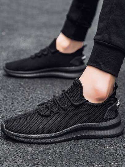 حذاء رياضي رجالي كاجوال بنمط قديم، حذاء ريشي للرجال شكل مميز