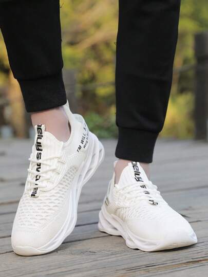 حذاء رياضي خفيف الوزن، مصنوع من الشبكي للزوجين للسفر اليومي والرياضة ، موديل 2025