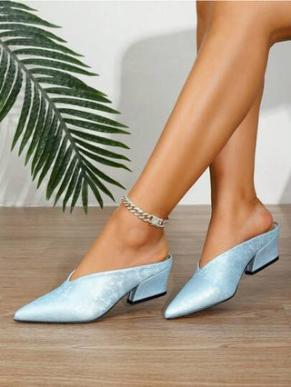 أحذية نسائية مانعة للانزلاق ذات كعب سميك ونقطة أمامية على شكل حرف V، قماش مطبوع بنقوش الأزهار الأزرق، مناسبة للارتداء اليومي والعطلات والحفلات والمناسبات الرسمية، أنيقة ومريحة متعددة الاستخدامات