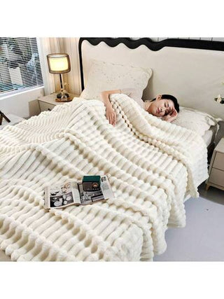 بطانية ناعمة جدا ذات خصلات طويلة، قطعة واحدة ، بطانية زخرفية من فرو الأرنب المزيف بخطوط واسعة، بطانية ناعمة وردية اللون من الفلانيل للاستخدام في غرفة النوم، بطانية مريحة للقيلولة في المكتب، ديكور الغرفة