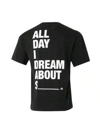 Adidas تي شيرت قصير الأكمام بطبعة GFX لكل يوم، بياقة دائرية سايبة للرجال للرياضة والخارج