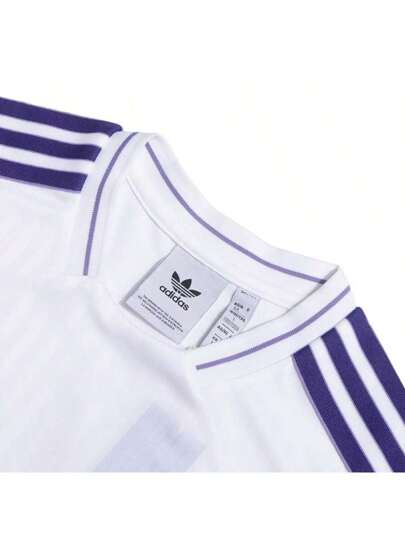 Adidas قميص ريال مدريد قصير الأكمام ذو فت واسع بتصميم جرافيكي ذو طبعة لموضوع كرة القدم، JF2581