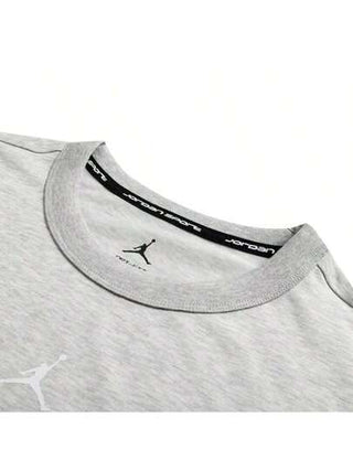 Jordan ملابس علوية تي شيرت آكتيف قصير الأكمام من مادة دراي فيت ناعمة وسريعة الجفاف، للرياضة والجري والتدريب والأنشطة اليومية، رقم طراز FN5830-050