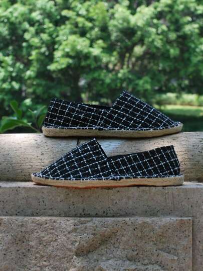 أحذية كانفاس وحبال للرجال/النساء، أحذية كاجوال سهلة الارتداء، أحذية قش منسوجة مُنفذة للهواء، أحذية صيادين، خفيفة ومنفذة للهواء، للأزواج، باللون الأسود والأبيض والبني (أصابع ضيقة، قاعدة صلبة، صناعة يدوية خشنة)