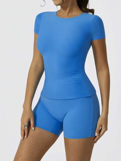 NcmRyu طقم نسائي قطعة واحدة ملائم وممطط من السروال القصير والقميص قصير الأكمام للتمرين،دعك قوي وناعم،ملابس رياضية لياقة بدنية مناسبة لليوغا والمشي السريع والهايكنج والاستخدام اليومي