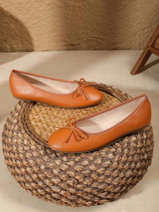 أحذية بالريشة بالينا مستوحاة من الباليه، إصدار ربيع صيف خريف، أحذية منخفضة الحافة ذات وسادة ناعمة ومريحة وخفيفة الوزن وذات كعب منخفض مزينة بفيونكة، فاشن مناسبة للعمل والاستخدام الخارجي، باللون البني