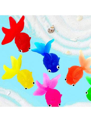 16 قطعة ألعاب سمك ذهبي مطاطية ناعمة للغطس في الماء داخل المنزل والخارج ، ديكور وإمدادات حفلات الصيف ، تعمل بدون بطارية (ألوان عشوائية)