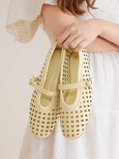 MOTF PREMIUM أحذية بلية لليزر البالوني والمنفذة المفرغة، أحذية ماري جين أنيقة وبسيطة للنساء ذات طراز كاجوال مريح