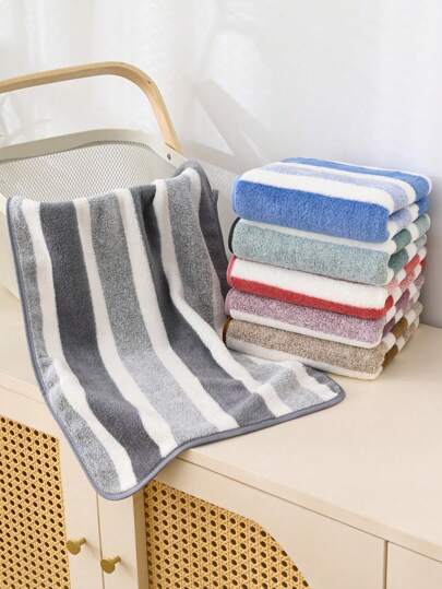 قطعة واحدة من المناشف الكبيرة المقاسات 88x180سم (متاح أيضًا صغير 70x140 سم و المناشف اليدوية 34x75 سم) - مصنوعة من ألياف بوليستر فائقة الامتصاص وسريعة الجفاف للكبار، بتصميمات مخططة وألوان سادة، متعددة الاستخدامات للحمام والنادي الصحي والسبا والمسبح...