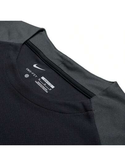 Nike ملابس علوية رياضي خارجي للرجال AS M NK DF STRK TOP SS ، ملابس علوية قطني يومي مريح FN2400-010