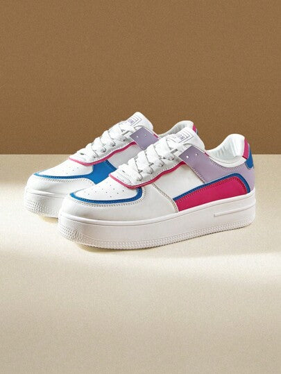 أحذية رياضية سميكة الرقبة بتصميم نسائي بشريط جلدي، حذاء رياضي أبيض مقاوم للماء ذو منصة مرتفعة، مناسب للخريف والربيع