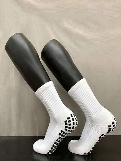 12 زوج من جوارب رياضية مختلطة الألوان للرجال ، تعزز الإمساك - قماش ماص للرطوبة ، مناسبة للكرة القدم والكرة السلة والجري