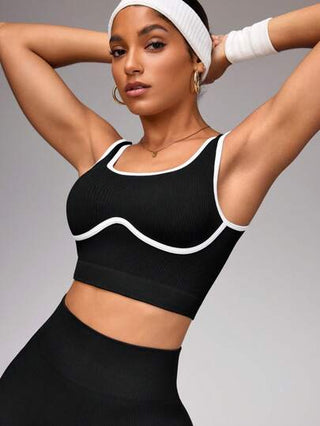 SHEIN Sport Studio طقم اليوجا ذو الشعور العاري الجديد - سراويل رياضية مشدودة مرتدية بدون أكمام للنساء، مناسبة للياوجا والركض والياقة البدنية