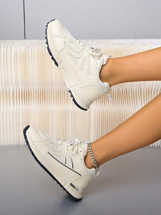 أحذية رياضية كاجوال للطالبات عصرية 2025، أحذية تدريب كلاسيكية، أحذية منصة متعددة الاستخدامات مصنوعة من المطاط المحروق للنساء