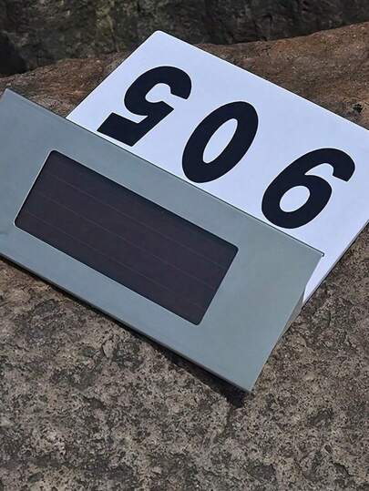 واحدة رقم منزل ديكوري تعمل بالطاقة الشمسية، لوحة ضوئية 4 LED لإضاءة رقم المنزل، لوحة منزلية خارجية تعمل بالطاقة الشمسية IP65 مقاومة للماء ، مناسبة للعائلات والحدائق والأبواب والشوارع والممرات, هدية مثالية لمناسبات الاستقرار.