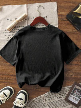 تي شيرت أسود بياقة مستديرة وأكمام قصيرة بنقشة "BRO" على كرة القدم للأولاد المراهقين، تي شيرت رياضي صيفي مناسب للأولاد الرياضيين