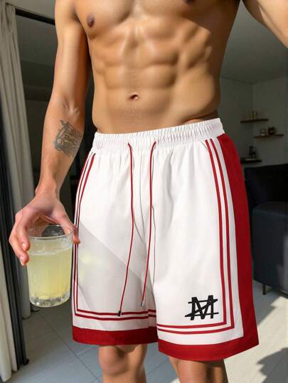 Manfinity VDAYZ شورت شاطئ للرجال ذو خصر رباط وباتش ملون