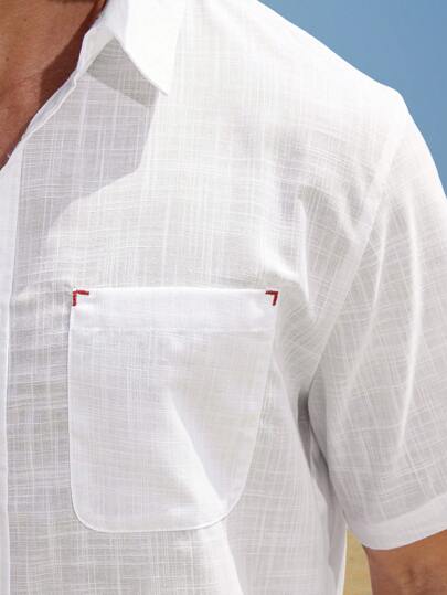 Manfinity Nomadique قميص كاجوال قصير الأكمام لون سادة للرجال في الصيف