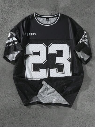 Manfinity Streetrush قميص تي شيرت للشباب بطباعة جرافيك شارع مع أرقام وأحرف 23 قميص جيرسي كبير الحجم قميص رياضي جيرسي للرجال جيرسي للرجال Y2k جيرسي شبكي قميص جيرسي 23 للرجال