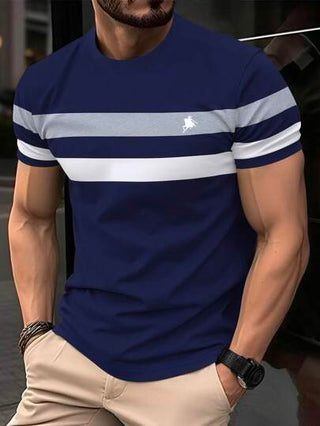 Manfinity Homme تي شيرت قصير الأكمام بياقة دائرية مطبوع بنمط مخطط للرجال لفصل الصيف، إطلالة عادية كاجوال