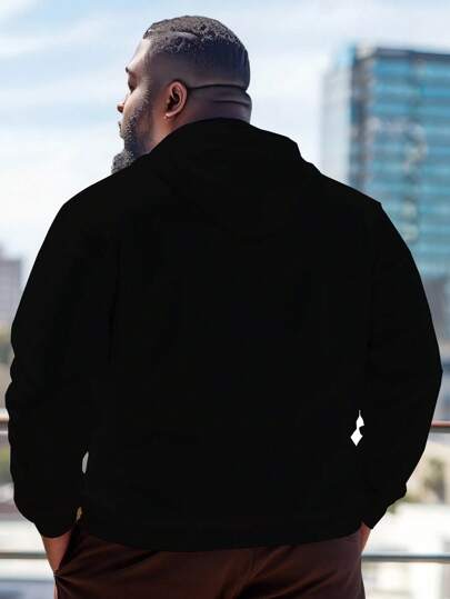 Manfinity Homme هوودي أسود للرجال مطبوع بأحرف بطراز الهيب هوب، بلوفر برأس مرن وأنيق