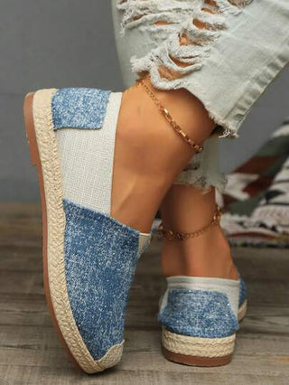 أحذية كانفاس كاجوال للنساء موديلات ربيع وصيف 2025 جديدة، أحذية مسطحة ذات قاع ناعم ومانعة للانزلاق، أحذية لوفرز سهلة الارتداء، خريف