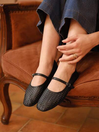 Rosivie أحذية شقة أنيقة للنساء موديل صيف 2025، ذات أصبع مربع فرنسي متعدد الاستخدامات، بنقشة نسيجية سوداء مفرّغة، ذات شريط منخفض التقطيع، مريحة وقابلة للتنفس