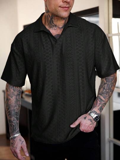 Manfinity RSRT قميص بولو قصير الأكمام من قماش ذو ملمس للرجال، مناسب للارتداء اليومي والتنقل