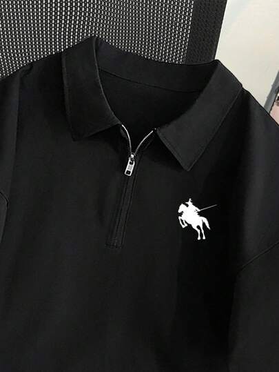 Manfinity Dauomo قميص بولو قصير الأكمام للرجال بسحاب وطباعة ألوان متباينة