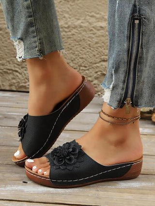 نعال نسائية بنعل سميك بنقشة زهرية، نعل من البولي يوريثان بكعب سميك، لون أحادي مريح للارتداء، صندل بمنصة