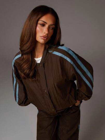 Athîral جاكيت بيسبول كاجوال فضفاضة أحادية الصدر بأكمام طويلة مخططة للنساء، جاكيت بنية فضفاضة، جاكيت رياضية للنساء، جاكيت بومبر للنساء، بدلة رياضية بنية للنساء في فصل الخريف/الشتاء