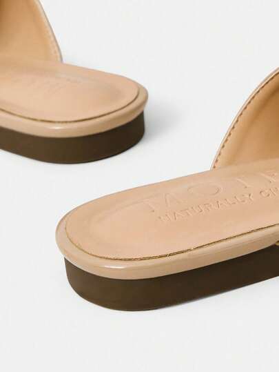 MOTF PREMIUM نعال نسائية مربعة الأصبع مسطحة وسهلة الارتداء، متعددة الاستخدامات وعصرية بتصميم بسيط، مناسبة للتنقل اليومي