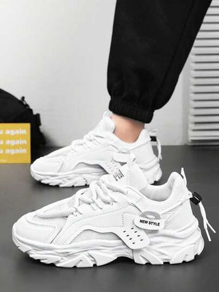 أحذية رياضية جديدة، أحذية بيضاء، أحذية مسطحة، أحذية كاجوال، أحذية رياضية، أحذية رجالية ذات كعب سميك موضة الربيع، متعددة الاستخدامات وكاجوال، أحذية رياضية سميكة، مضادة للانزلاق، مقاومة للتآكل وزيادة الارتفاع، موضة، هدايا عيد العمال، هدايا عيد الحب