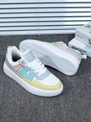 أحذية رجالية متعددة الألوان عصرية، قابلة للتنفس، مريحة، خفيفة الوزن، متعددة الاستخدامات للعطلات والحفلات والمشي مع الشريك