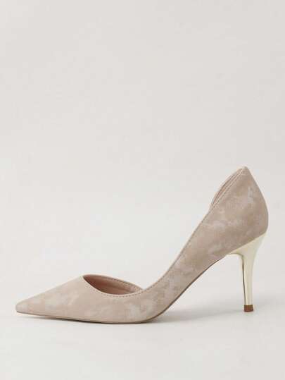 أحذية كعب عالي أنيقة للنساء موديل خريف/شتاء 2025 ذات تصميم أنيق بأصبع قدم مدبب وجوانب مفرغة وكعب رفيع