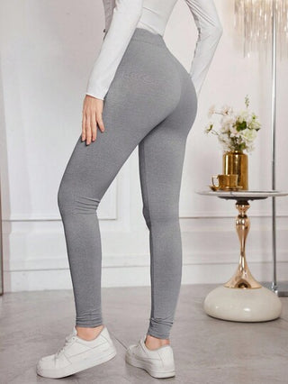 Modelyn سراويل بخصر مربوط مطبوع عليها حرف، بتصميم كاجوال بسيط
