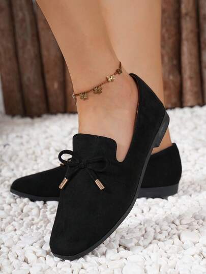 حذاء لوفر أسود للنساء، موديل جديد خريف/شتاء 2025، أحذية مسطحة سهلة الارتداء، موكاسين بطراز بريطاني كلاسيكي مريح