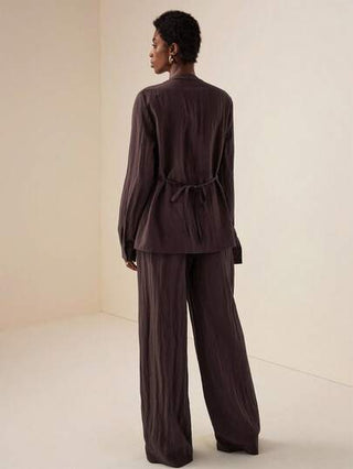 Vesra طقم قميص وبنطلون واسع الساق للنساء، لون أحادي، ياقة مقطوعة، أحادي الصدر، أكمام طويلة، ربطة خلفية، للربيع والخريف