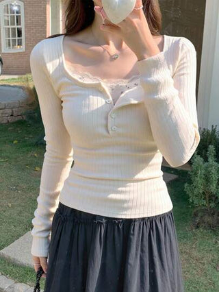 DAZY قميص تي شيرت طويل الأكمام مطبوع بزهور صغيرة مع أزرار أمامية مناسب للنساء، ملابس نسائية للخريف